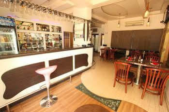 Hotel Saikripa Imperial Daman Bagian luar foto